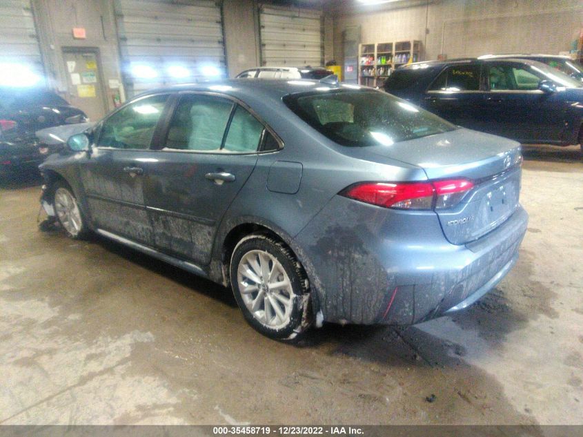 2022 TOYOTA COROLLA XLE VIN: 5YFFPMAE0NP372538