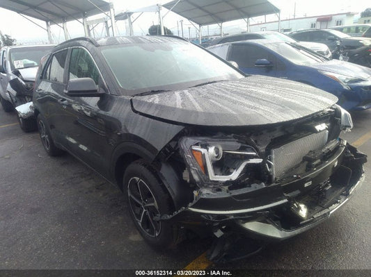 2023 KIA NIRO EX VIN: KNDCR3LEXP5075135