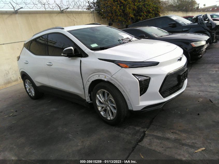 2022 CHEVROLET BOLT EUV LT VIN: 1G1FY6S01N4135676