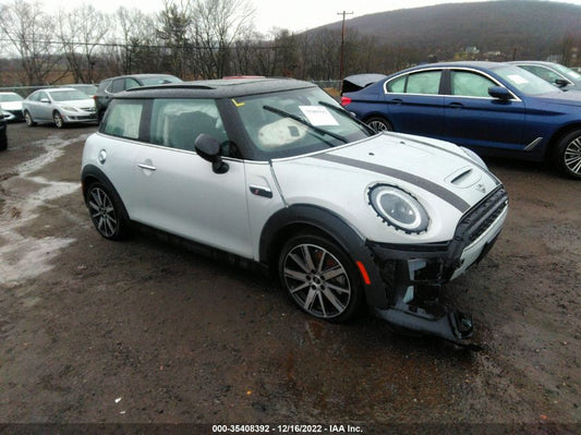 2022 MINI HARDTOP 2 DOOR COOPER S VIN: WMW53DH03N2R92684