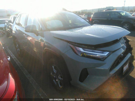 2022 TOYOTA RAV4 XLE VIN: 2T3W1RFV6NW229218