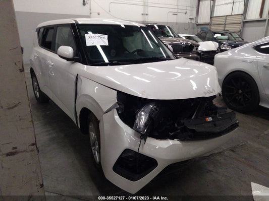 2022 KIA SOUL LX VIN: KNDJ23AU5N7163887
