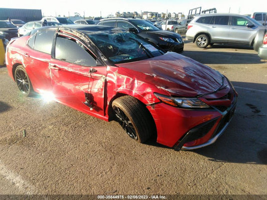 2022 TOYOTA CAMRY HYBRID XSE VIN: 4T1K31AK1NU044302