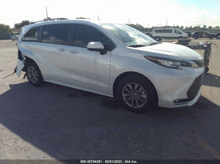 2022 TOYOTA SIENNA XLE VIN: 5TDYRKECXNS098336