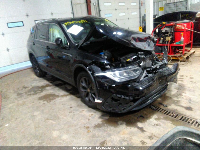 2022 VOLKSWAGEN TIGUAN SE VIN: 3VV3B7AX1NM056031