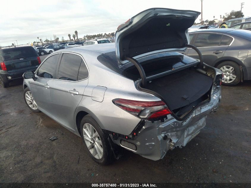 2022 TOYOTA CAMRY LE VIN: 4T1C11AK9NU627324