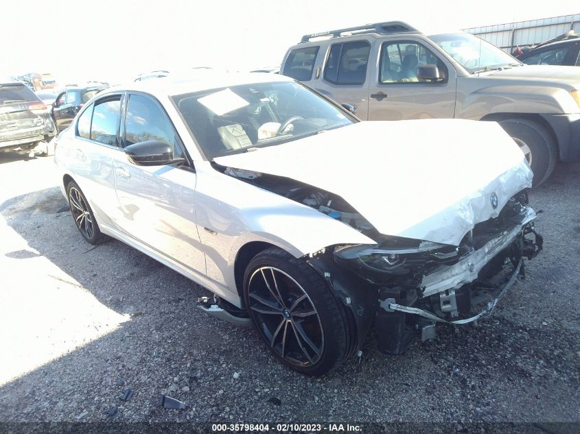 2022 BMW 3 SERIES 330E VIN: 3MW5P7J05N8C37098