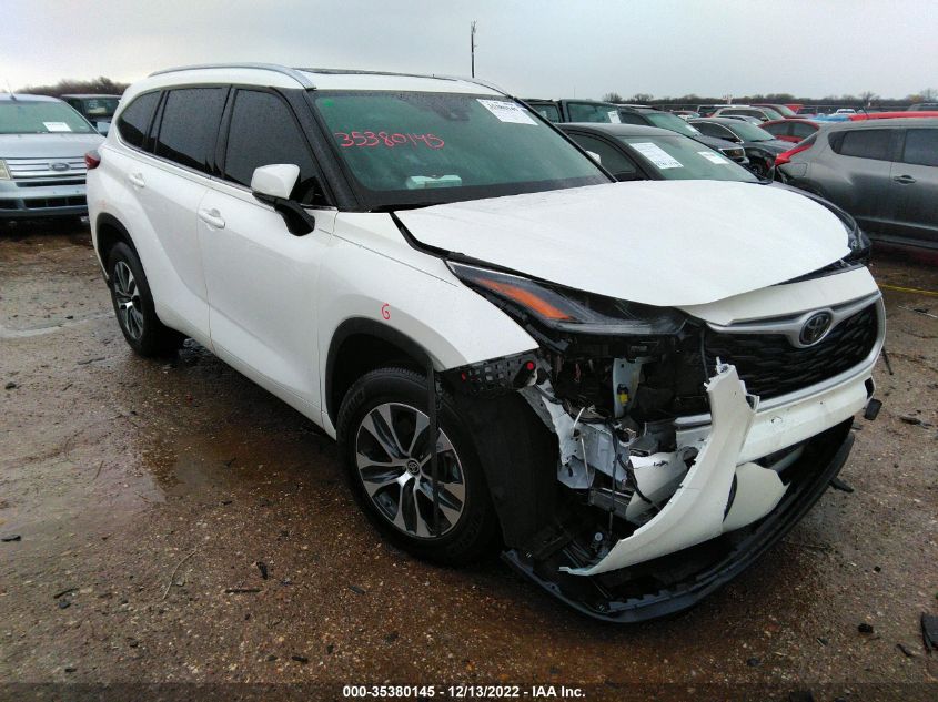 2021 TOYOTA HIGHLANDER XLE VIN: 5TDGZRAH3MS064825