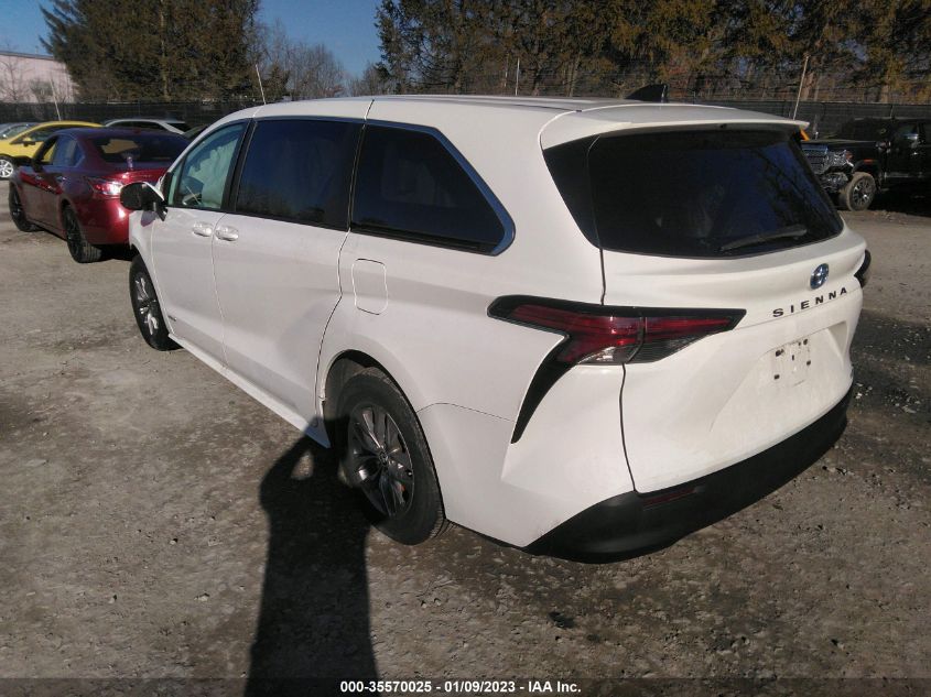 2021 TOYOTA SIENNA LE VIN: 5TDKRKEC9MS059418