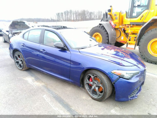 2021 ALFA ROMEO GIULIA TI SPORT VIN: ZARFANBN3M7644446