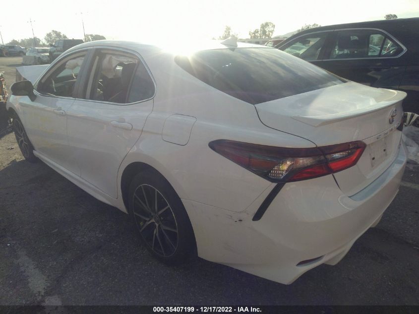 2021 TOYOTA CAMRY SE VIN: 4T1G11AK9MU444795