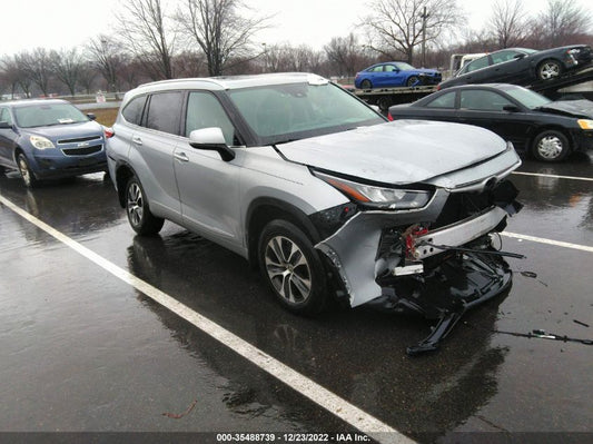 2020 TOYOTA HIGHLANDER XLE VIN: 5TDGZRBH7LS505482