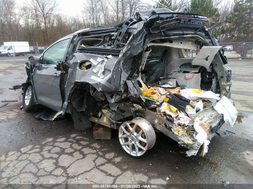 2021 CHRYSLER PACIFICA TOURING L VIN: 2C4RC1BG1MR585049