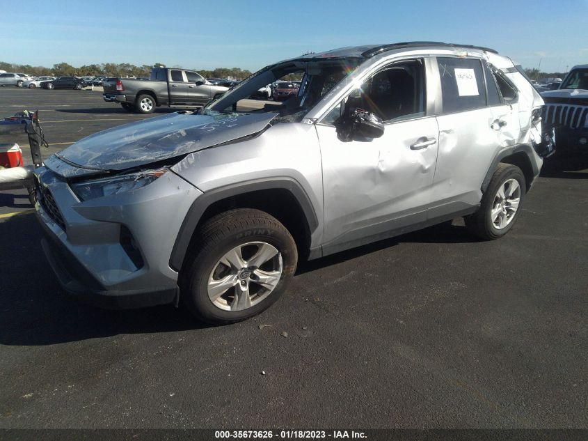 2021 TOYOTA RAV4 XLE VIN: 2T3W1RFV5MW135135