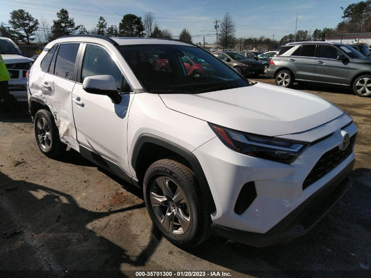 2022 TOYOTA RAV4 XLE VIN: 2T3W1RFV6NC192415