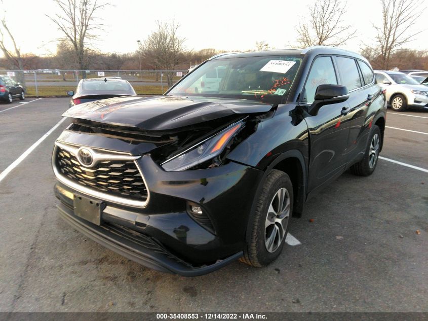 2021 TOYOTA HIGHLANDER XLE VIN: 5TDGZRBH7MS097521