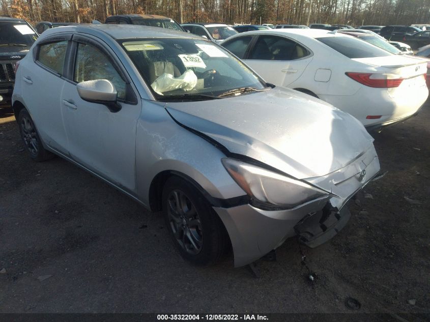 2020 TOYOTA YARIS HATCHBACK LE/XLE VIN: 3MYDLBJV9LY705888