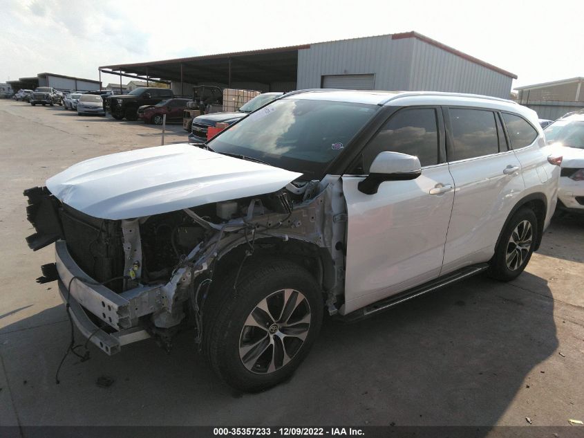 2020 TOYOTA HIGHLANDER XLE VIN: 5TDGZRAH8LS513124