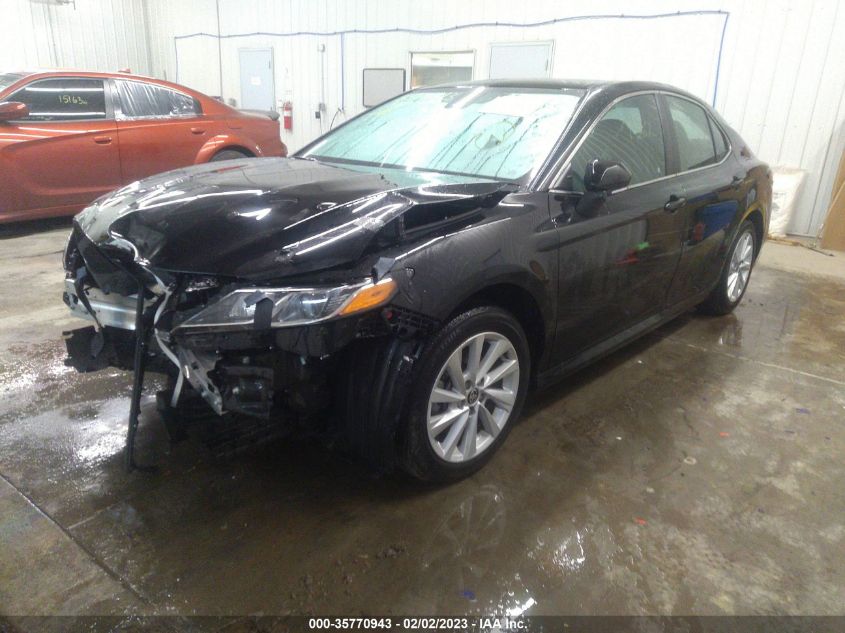 2022 TOYOTA CAMRY LE VIN: 4T1C11AK4NU672428