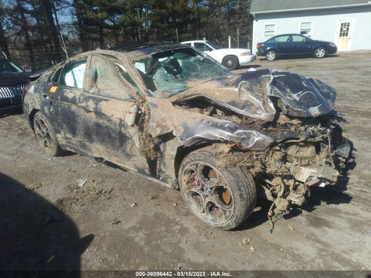 2022 ALFA ROMEO GIULIA TI VIN: ZARFANBN3N7664889
