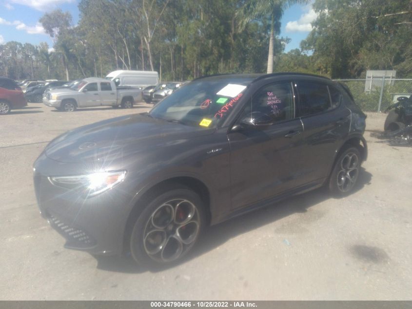2022 ALFA ROMEO STELVIO VELOCE VIN: ZASPAKBN2N7D50123