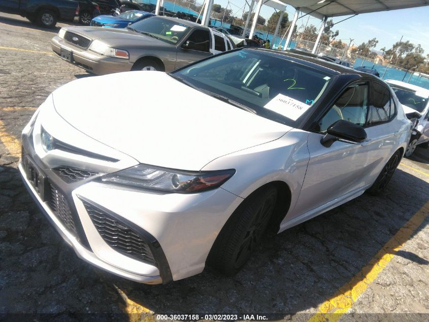 2022 TOYOTA CAMRY HYBRID XSE VIN: 4T1K31AK0NU043366