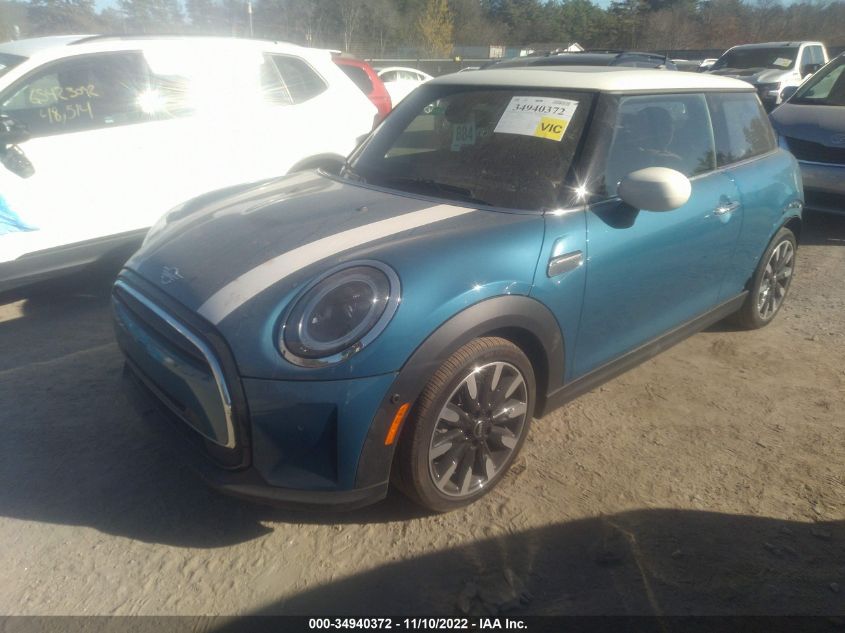 2022 MINI HARDTOP 2 DOOR COOPER VIN: WMW33DH05N2R88532