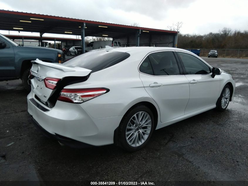 2020 TOYOTA CAMRY XLE VIN: 4T1F11AK7LU388690