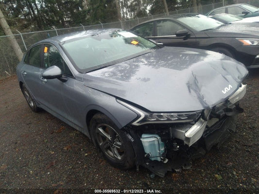 2022 KIA K5 LXS VIN: 5XXG14J27NG136392