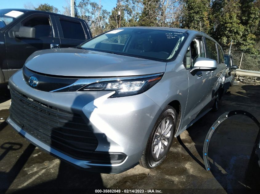 2022 TOYOTA SIENNA LE VIN: 5TDKRKEC4NS129604