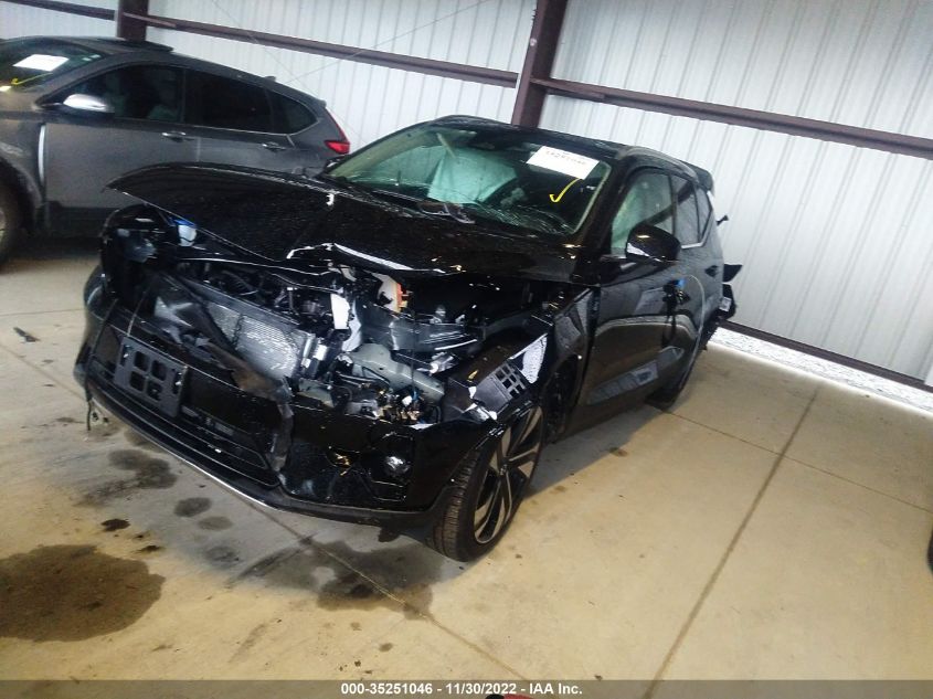 2023 VOLVO XC40 ULTIMATE BRIGHT THEME VIN: YV4L12UA4P2914935