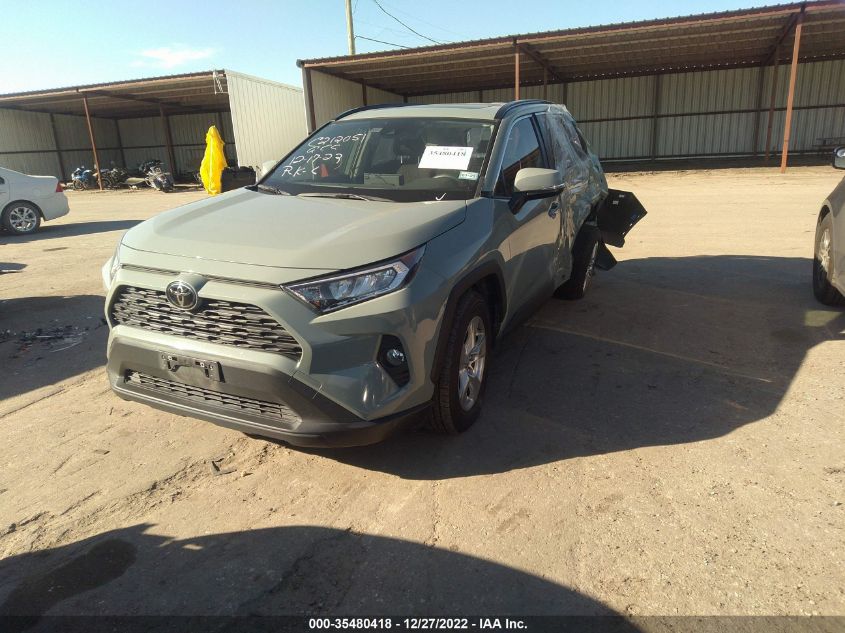 2021 TOYOTA RAV4 XLE VIN: JTMW1RFV3MD073179