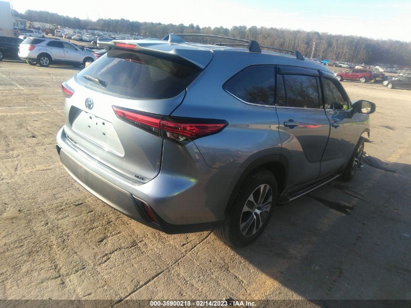 2022 TOYOTA HIGHLANDER XLE VIN: 5TDGZRAH1NS112761