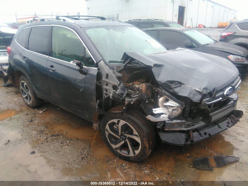 2022 SUBARU FORESTER TOURING VIN: JF2SKARC8NH442086