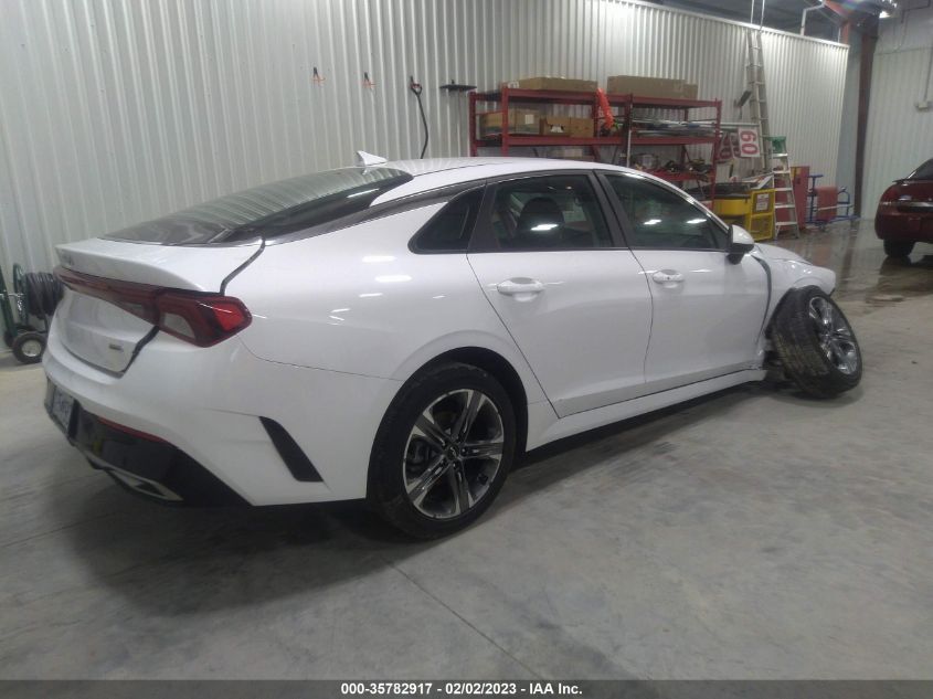 2022 KIA K5 LXS VIN: 5XXG14J27NG136120