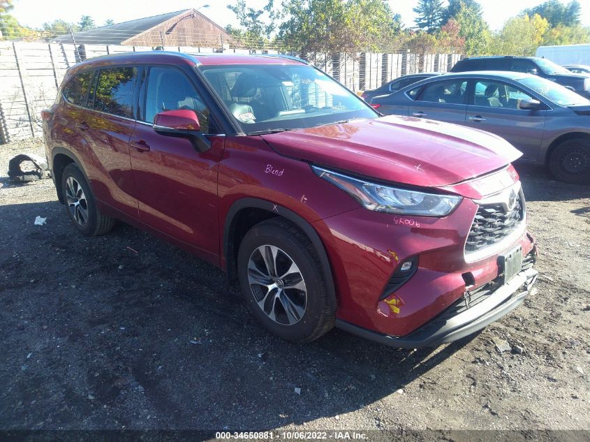 2020 TOYOTA HIGHLANDER XLE VIN: 5TDHZRBH0LS013073
