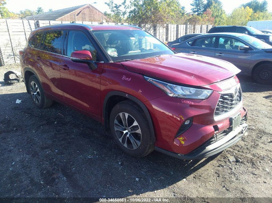 2020 TOYOTA HIGHLANDER XLE VIN: 5TDHZRBH0LS013073