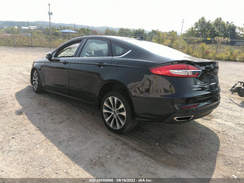 2020 FORD FUSION SE VIN: 3FA6P0T90LR123808