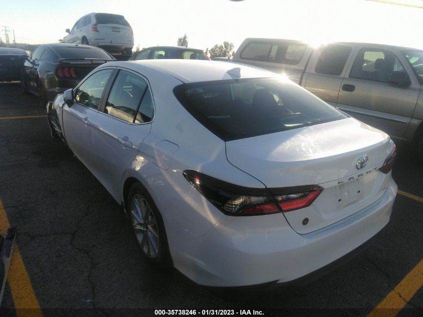 2021 TOYOTA CAMRY LE VIN: 4T1C11AK5MU440239