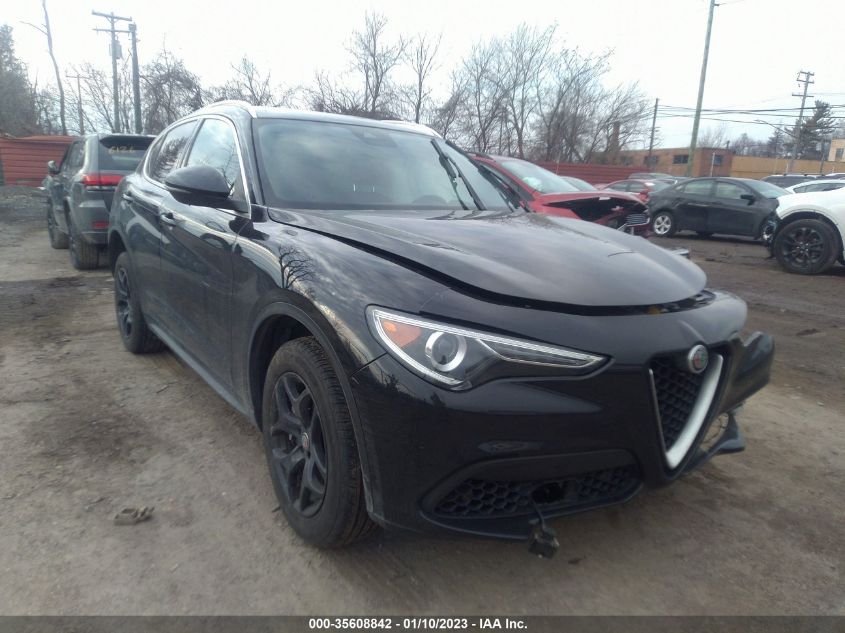 2021 ALFA ROMEO STELVIO VIN: ZASPAKAN8M7C98531
