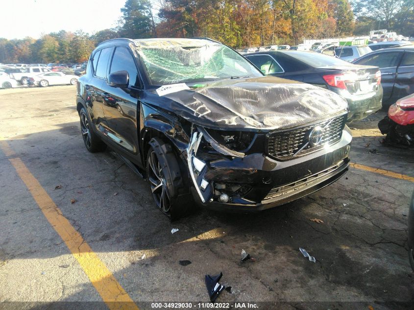 2021 VOLVO XC40 R-DESIGN VIN: YV4162UM5M2449533