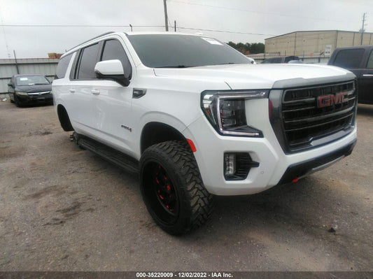 2021 GMC YUKON XL AT4 VIN: 1GKS2HKD4MR302558
