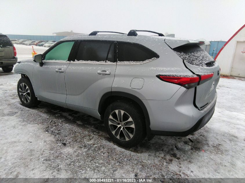 2022 TOYOTA HIGHLANDER XLE VIN: 5TDGZRBH2NS591819
