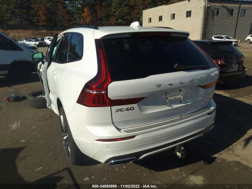 2021 VOLVO XC60 R-DESIGN VIN: YV4BR0DM1M1870493