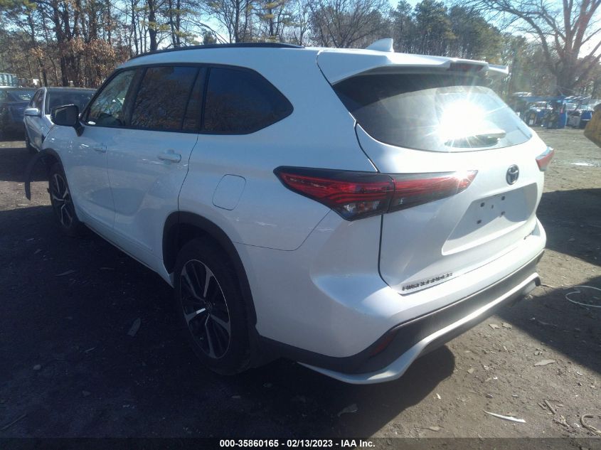 2022 TOYOTA HIGHLANDER XSE VIN: 5TDLZRBH4NS202614