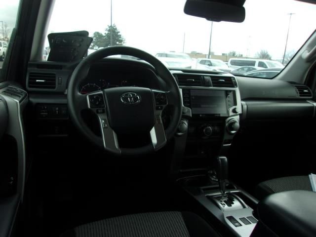 2022 TOYOTA 4RUNNER SR5 VIN: JTEMU5JR4N6052697