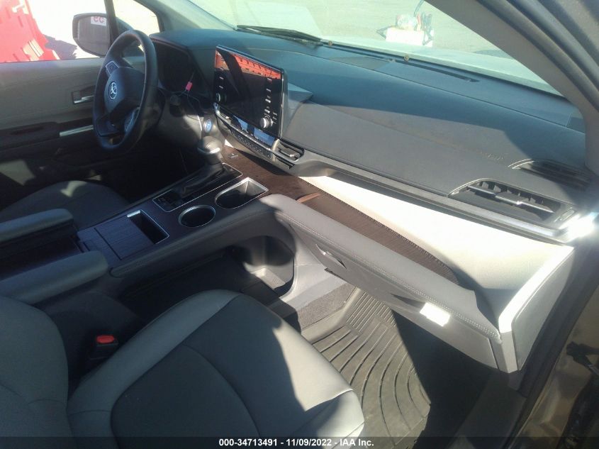 2021 TOYOTA SIENNA XLE VIN: 5TDYRKEC8MS030115