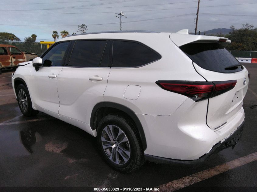 2021 TOYOTA HIGHLANDER XLE VIN: 5TDGZRAH9MS517359