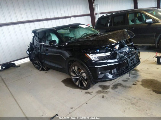 2023 VOLVO XC40 ULTIMATE BRIGHT THEME VIN: YV4L12UA4P2914935