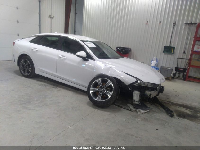 2022 KIA K5 LXS VIN: 5XXG14J27NG136120